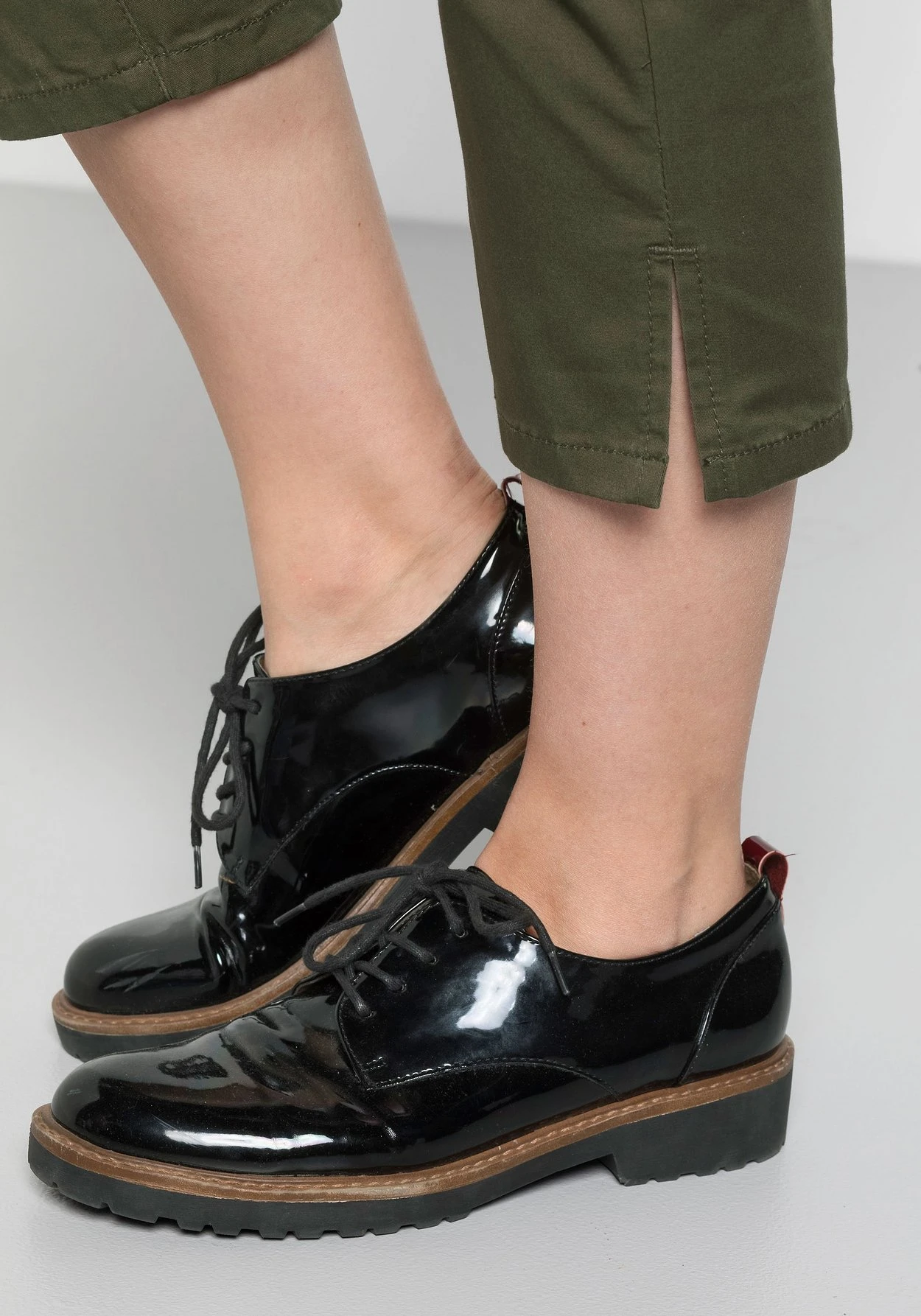 Sheego Schmale 7/8-Hose Aus Elastischem Baumwoll-Twill 7 Sheego Schmale 7/8-Hose Aus Elastischem Baumwoll-Twill – Bild 7