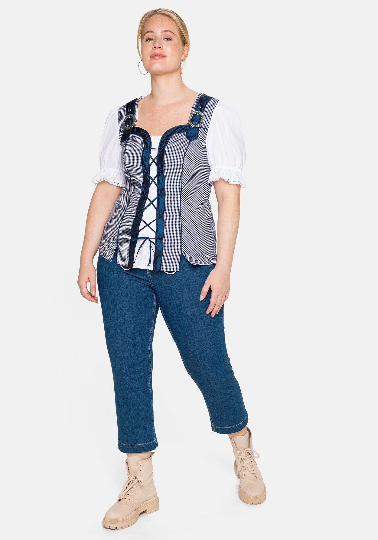 Sheego Trachtenbluse Im Corsagen-Look 4 Sheego Trachtenbluse Im Corsagen-Look – Bild 4