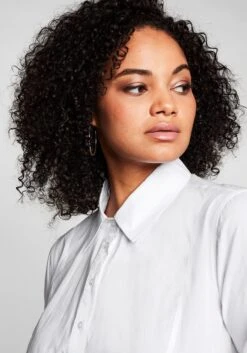 Sheego Longbluse Mit Ausgestelltem Saum -Shego Kleidung Geschaft 13836300010 03U18 00 SH