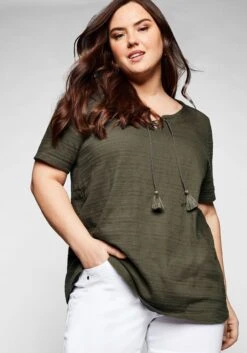 Sheego Shirt In Jacquard-Optik, Mit Bindeband 11 Sheego Shirt In Jacquard-Optik, Mit Bindeband -Shego Kleidung Geschaft 13854901684 03UAV 00 SH