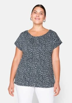 Sheego Kurzarmshirt Mit Alloverdruck Und Seitlichen Falten -Shego Kleidung Geschaft 13920000035 03PMI 02 SH
