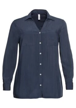 Sheego Bluse Mit V-Ausschnitt Und Brusttaschen 8 Sheego Bluse Mit V-Ausschnitt Und Brusttaschen -Shego Kleidung Geschaft 14030400035 043OD 00 SH