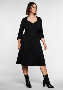 Jerseykleid Mit Herzausschnitt Und Taillenband -Shego Kleidung Geschaft 14076700289 045Z0 02 SH