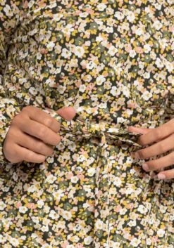 Sheego Jerseykleid Mit Millefleurs-Druck Und V-Ausschnitt -Shego Kleidung Geschaft 14180000006 049NO 02 SH