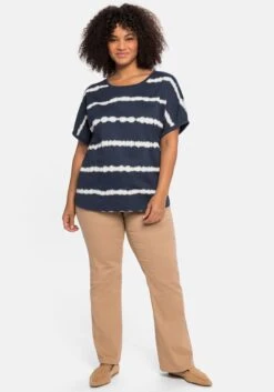 Sheego Shirt Im Batik-Look, überschnittene Schultern 9 Sheego Shirt Im Batik-Look, überschnittene Schultern -Shego Kleidung Geschaft 14187100035 049IC 02 SH