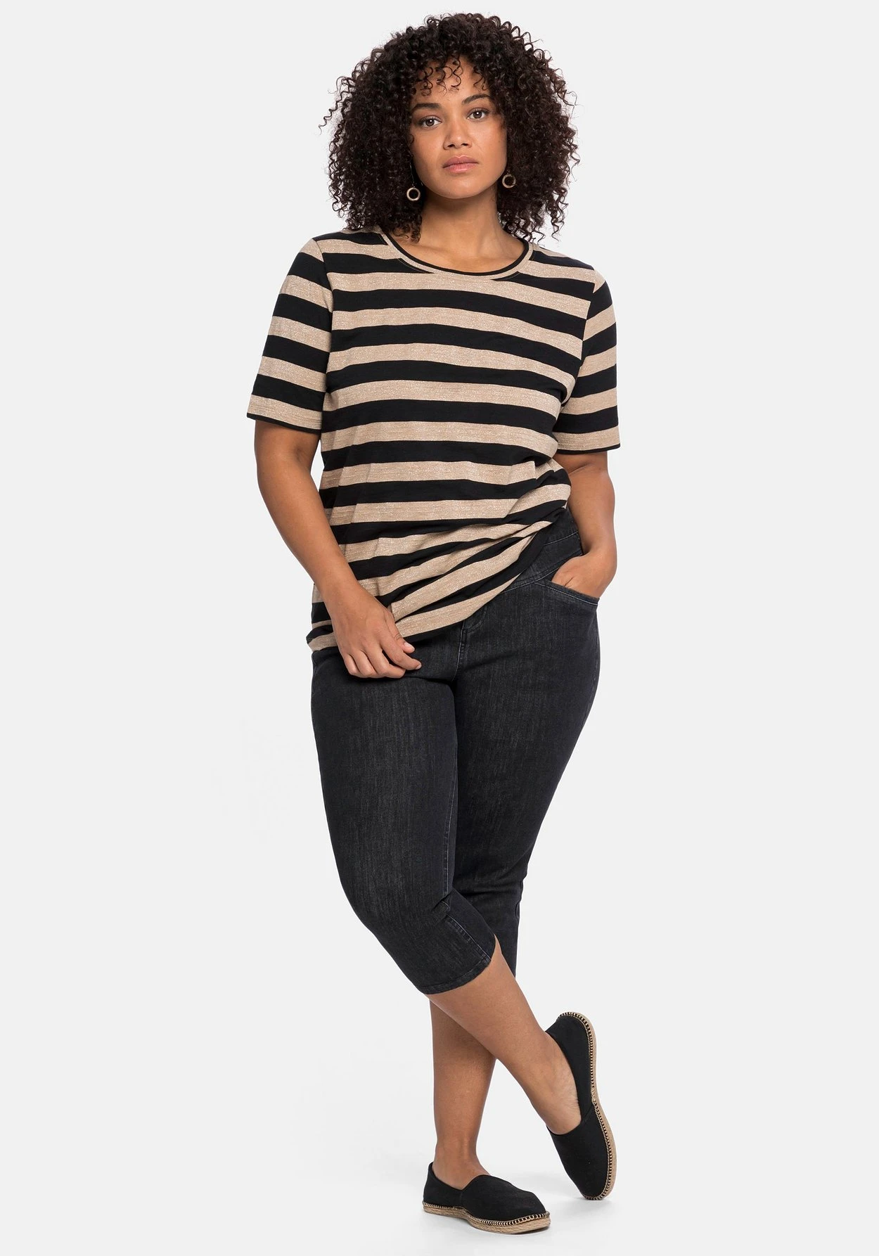 Sheego Ringelshirt Mit Silberfarbenem Glitzereffekt 4 Sheego Ringelshirt Mit Silberfarbenem Glitzereffekt – Bild 4