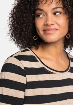 Sheego Ringelshirt Mit Silberfarbenem Glitzereffekt 11 Sheego Ringelshirt Mit Silberfarbenem Glitzereffekt -Shego Kleidung Geschaft 14188300539 049G8 02 SH