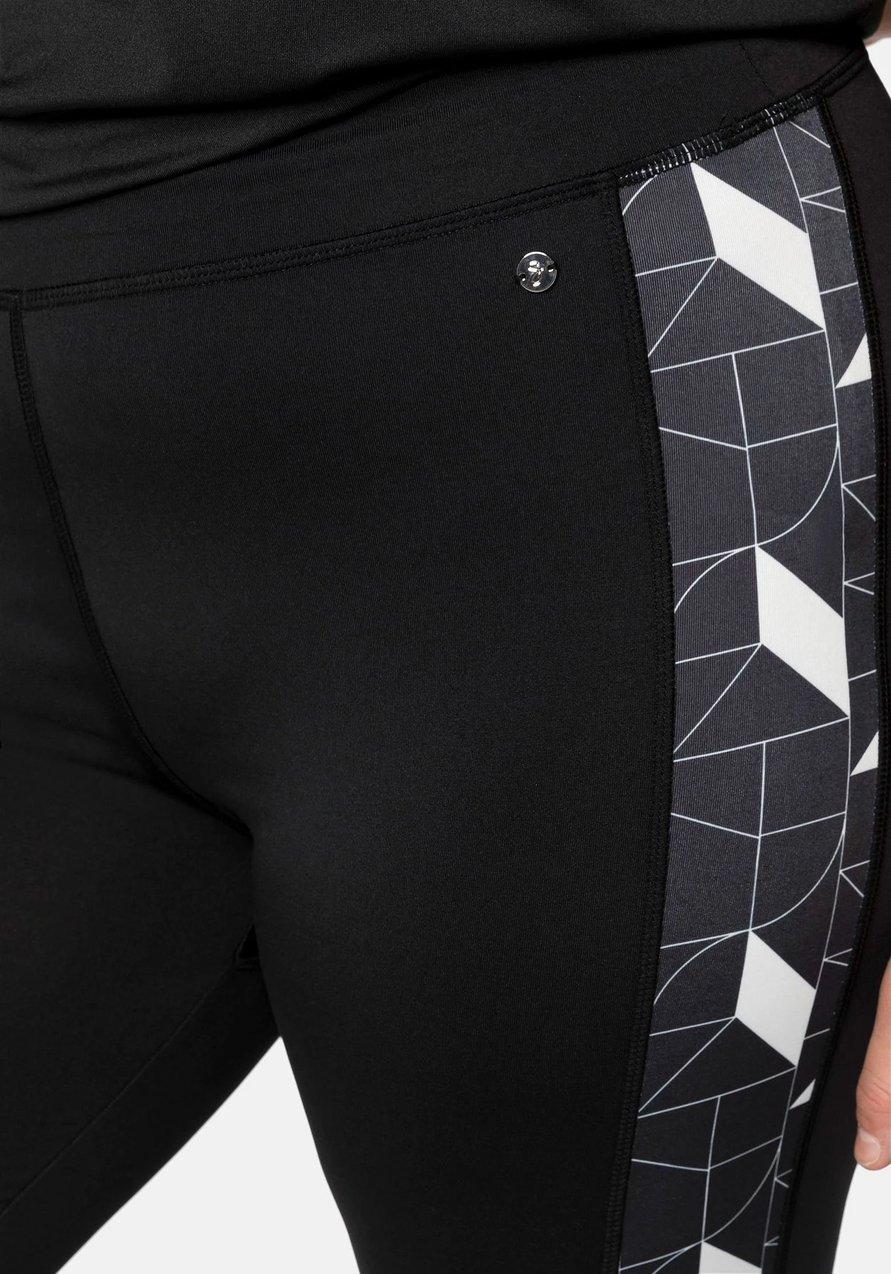 Sheego Funktions-Radlerhose Mit Seitlichem Muster 7 Sheego Funktions-Radlerhose Mit Seitlichem Muster – Bild 7