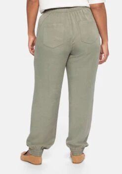 Sheego Joggpants Mit Goldfarbenen Details 10 Sheego Joggpants Mit Goldfarbenen Details -Shego Kleidung Geschaft 14195902000 049B2 02 SH