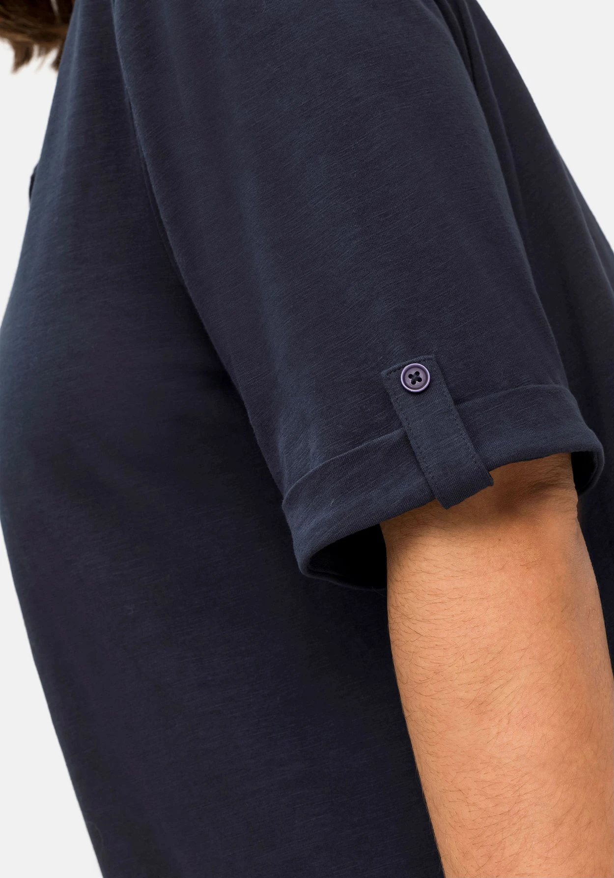 Sheego Longshirt Mit Geschlitztem Ausschnitt 5 Sheego Longshirt Mit Geschlitztem Ausschnitt – Bild 5