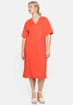 Sheego Shirtkleid Mit Gesmoktem V-Ausschnitt -Shego Kleidung Geschaft 14375601756 04BGV 01 SH