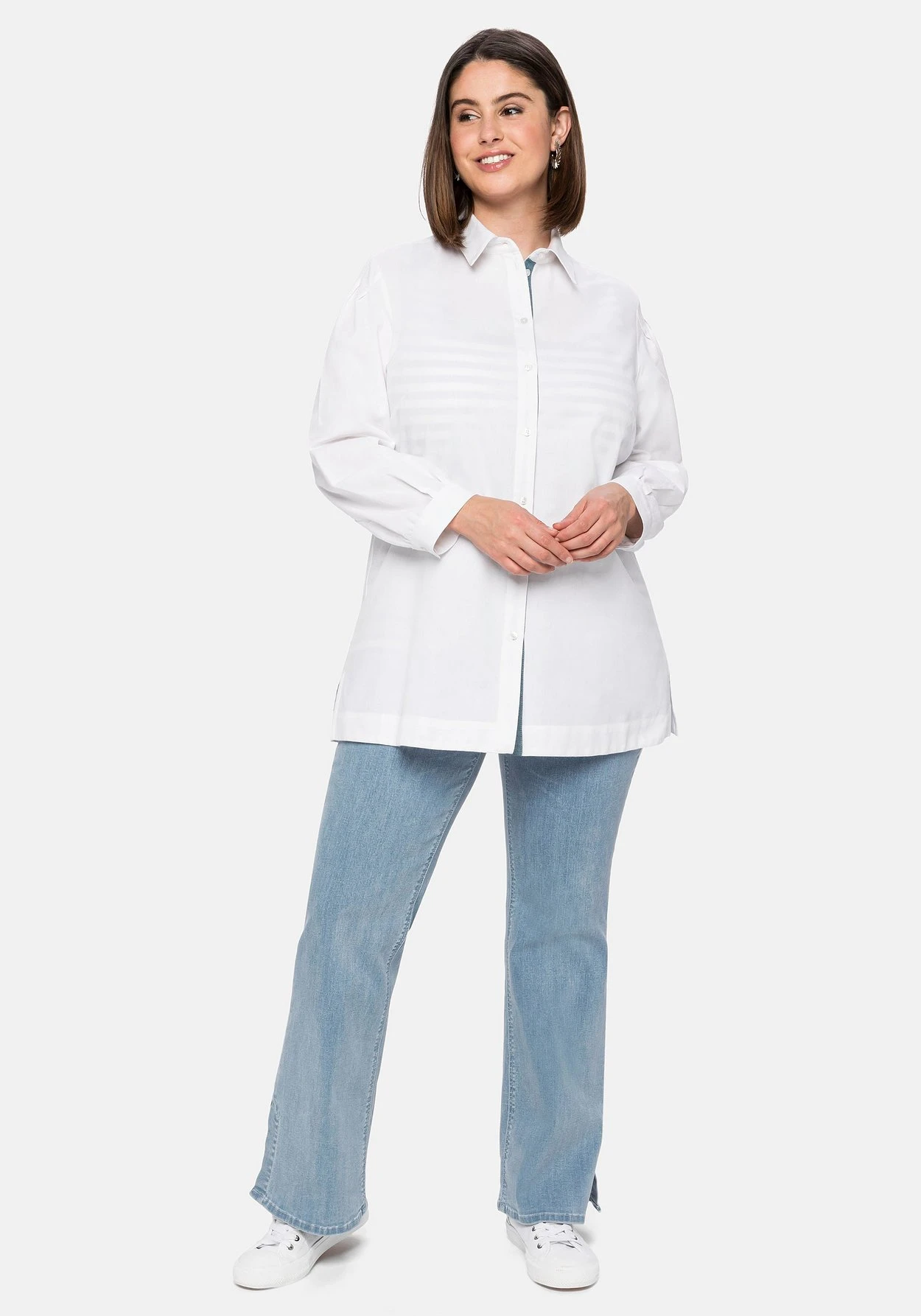 Sheego Hemdbluse Mit Passe Hinten, Aus Reiner Baumwolle 4 Sheego Hemdbluse Mit Passe Hinten, Aus Reiner Baumwolle – Bild 4