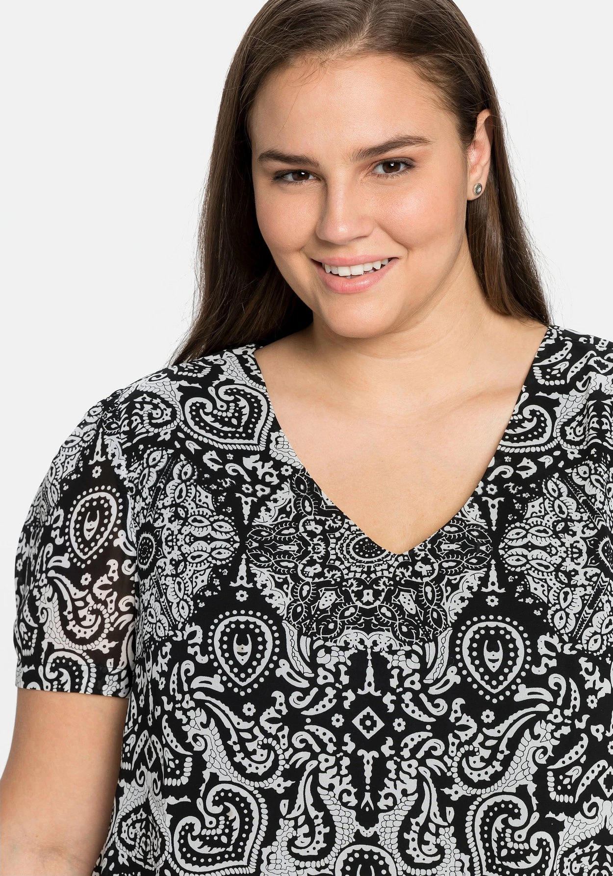 Chiffon-Tunika Mit Alloverdruck Und Zipfelsaum 5 Chiffon-Tunika Mit Alloverdruck Und Zipfelsaum – Bild 5