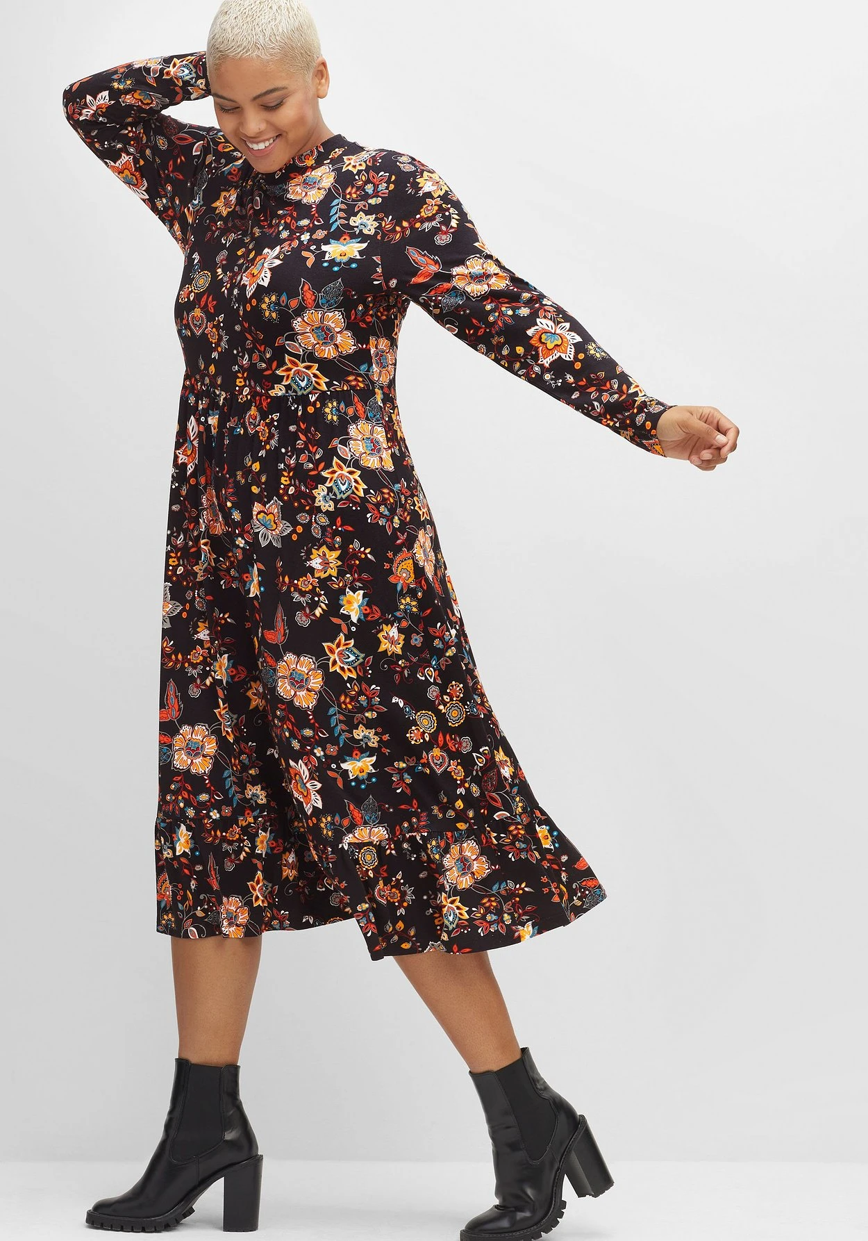 Jerseykleid Mit Weit Schwingendem Rock, Blumenprint 5 Jerseykleid Mit Weit Schwingendem Rock, Blumenprint – Bild 5