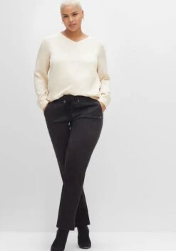 Sheego Joggpants Aus Velourslederimitat, Mit Ziernaht Vorn 13 Sheego Joggpants Aus Velourslederimitat, Mit Ziernaht Vorn -Shego Kleidung Geschaft 14464600289 04ET0 02 SH