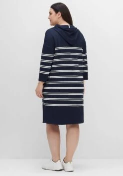 Sheego Shirtkleid Mit Streifen Und Kapuze 8 Sheego Shirtkleid Mit Streifen Und Kapuze -Shego Kleidung Geschaft 14509400937 04G4T 02 SH