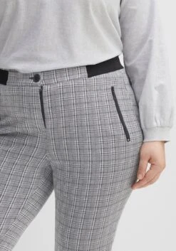 Sheego Schmale Hose Im Karomuster, Mit Teilgummibund -Shego Kleidung Geschaft 14530400404 04GX5 02 SH