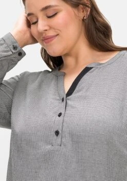 Sheego Karierte Tunika Mit V-Ausschnitt Und Kurzer Knopfleiste 10 Sheego Karierte Tunika Mit V-Ausschnitt Und Kurzer Knopfleiste -Shego Kleidung Geschaft 14559701491 04J4F 04 SH