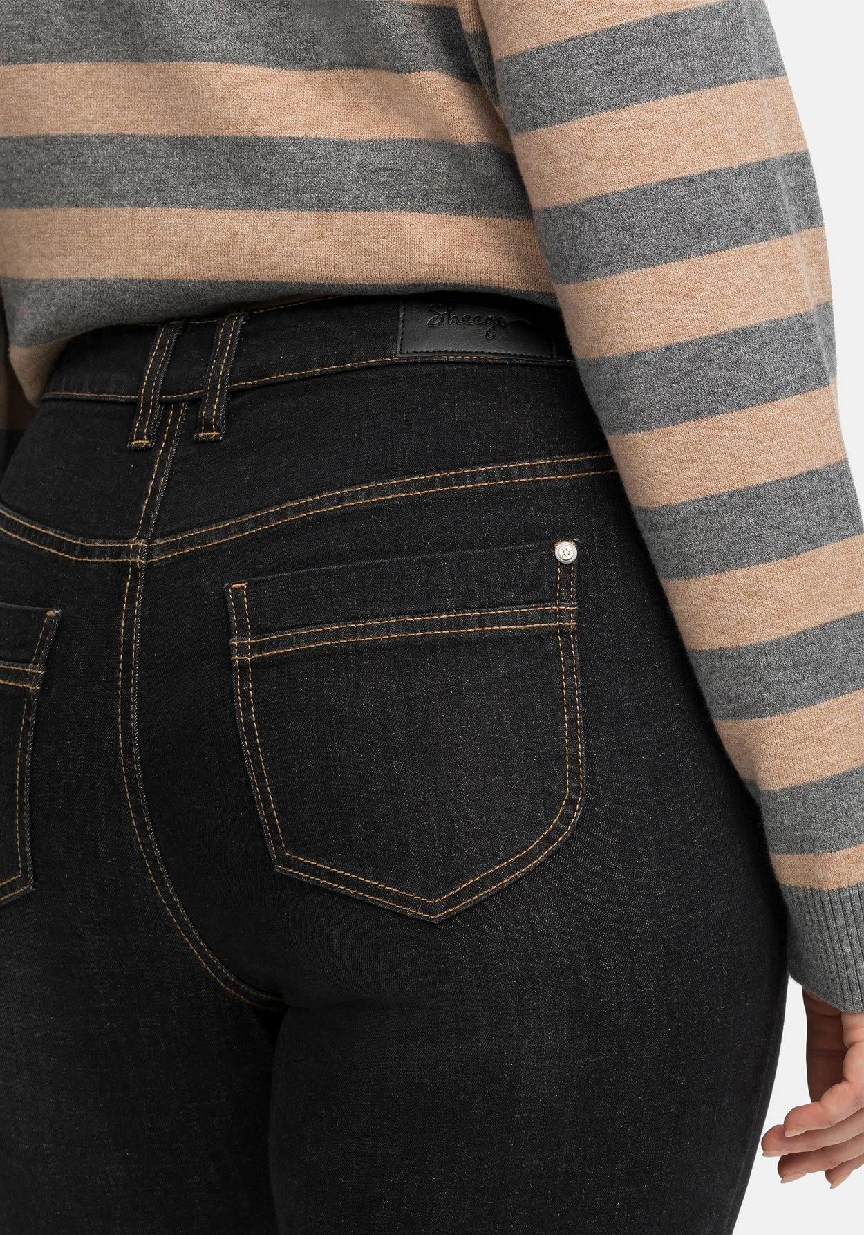 Sheego Bootcut-Jeans Mit 3D-Catfaces 6 Sheego Bootcut-Jeans Mit 3D-Catfaces – Bild 6