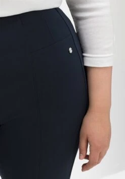 Sheego Jerseyhose Aus Interlock, Schmale Beinform 12 Sheego Jerseyhose Aus Interlock, Schmale Beinform -Shego Kleidung Geschaft 14583900035 04IMQ 02 SH