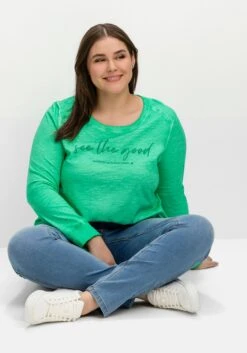 Sheego Langarmshirt Aus Flammgarn, Mit Wordingprint 11 Sheego Langarmshirt Aus Flammgarn, Mit Wordingprint -Shego Kleidung Geschaft 14673201515 04LES 02 SH