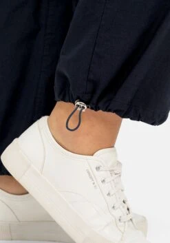 Sheego Cargohose Mit Abzippbaren Hosenbeinen 16 Sheego Cargohose Mit Abzippbaren Hosenbeinen -Shego Kleidung Geschaft 14684200035 04LHK 02 SH