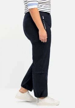 Sheego Cargohose Mit Abzippbaren Hosenbeinen 14 Sheego Cargohose Mit Abzippbaren Hosenbeinen -Shego Kleidung Geschaft 14684200035 04LHN 02 SH