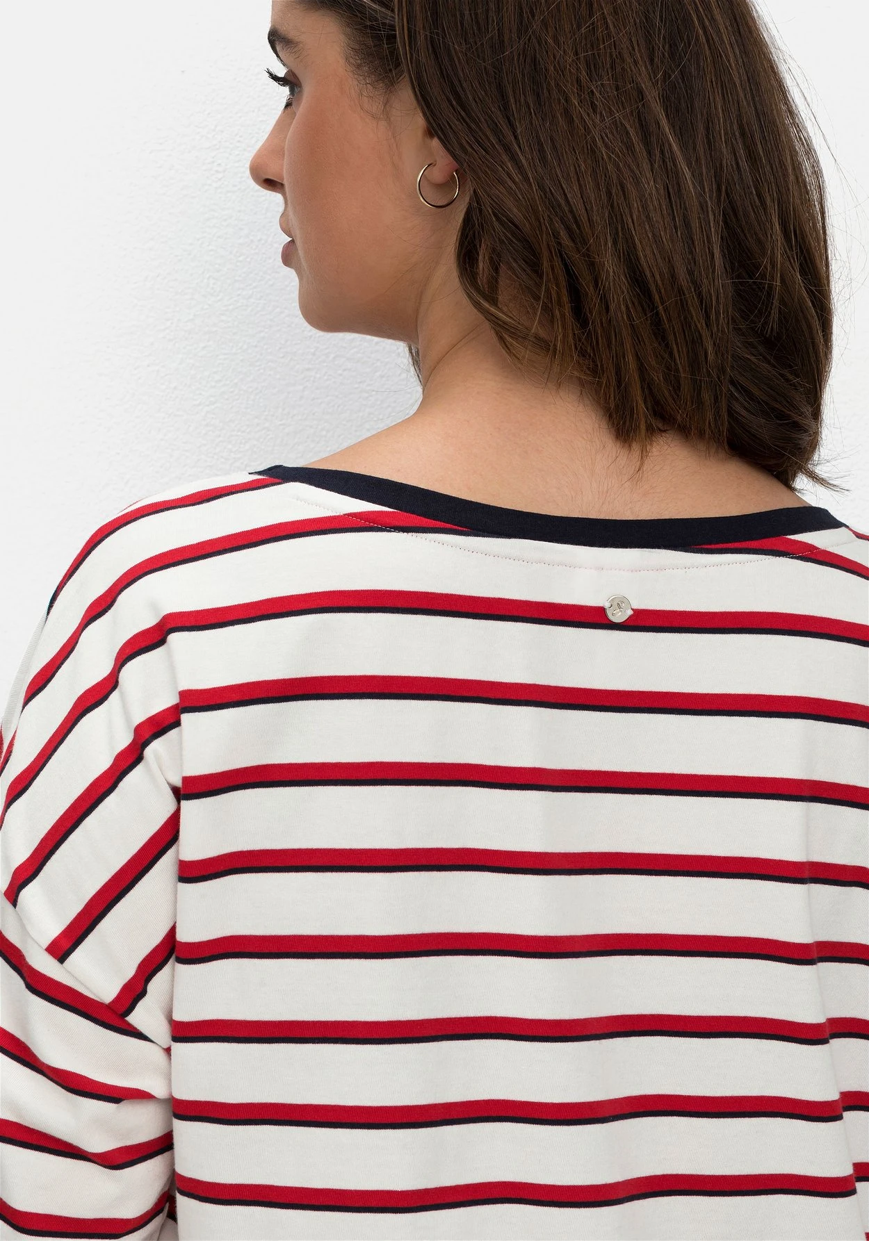 Sheego Gestreiftes Langarmshirt Mit Brusttasche 5 Sheego Gestreiftes Langarmshirt Mit Brusttasche – Bild 5