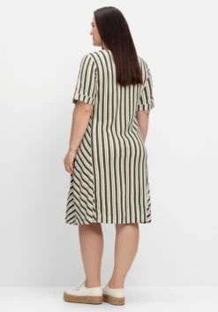 Sheego Jerseykleid Im Streifen-Design, Mit V-Ausschnitt 7 Sheego Jerseykleid Im Streifen-Design, Mit V-Ausschnitt -Shego Kleidung Geschaft 14884902142 04Q13 02 SH