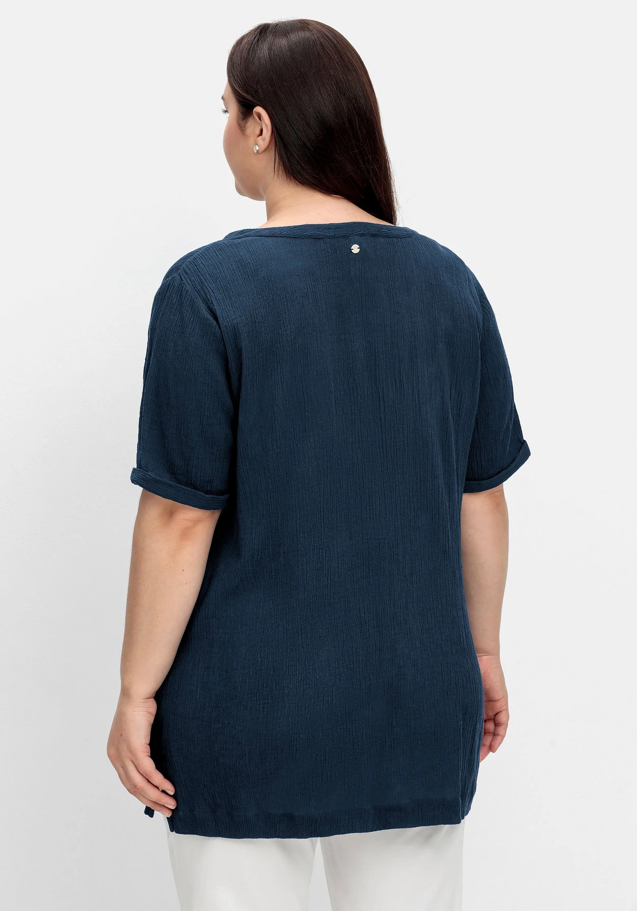 Sheego Tunika In Crêpe-Qualität, Mit Karree-Ausschnitt 2 Sheego Tunika In Crêpe-Qualität, Mit Karree-Ausschnitt – Bild 2