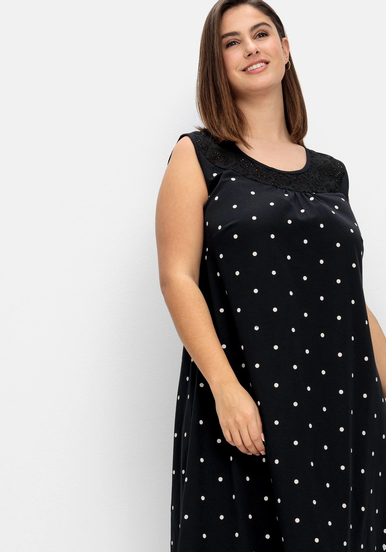 Sheego Ärmelloses Jerseykleid Mit Punktedruck 6 Sheego Ärmelloses Jerseykleid Mit Punktedruck – Bild 6