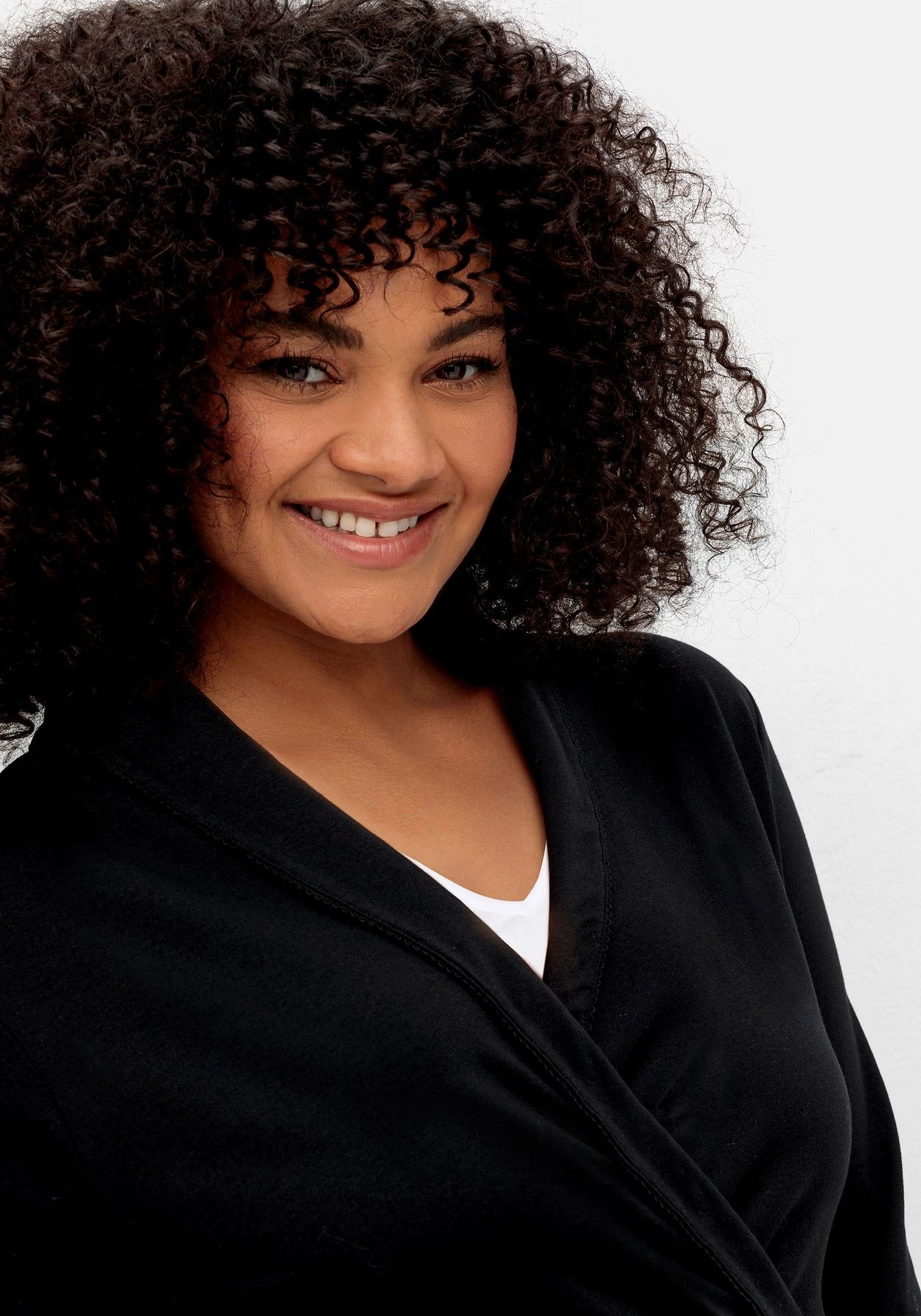 Langarmshirt Mit Tiefem Reverskragen 7 Langarmshirt Mit Tiefem Reverskragen – Bild 7