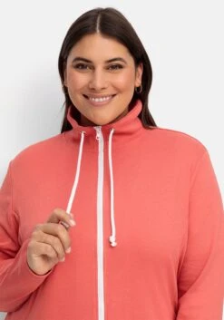 Sheego Sweatjacke Mit Stehkragen Und Kontrastdetails 11 Sheego Sweatjacke Mit Stehkragen Und Kontrastdetails -Shego Kleidung Geschaft 15069500268 04VLE 02 SH
