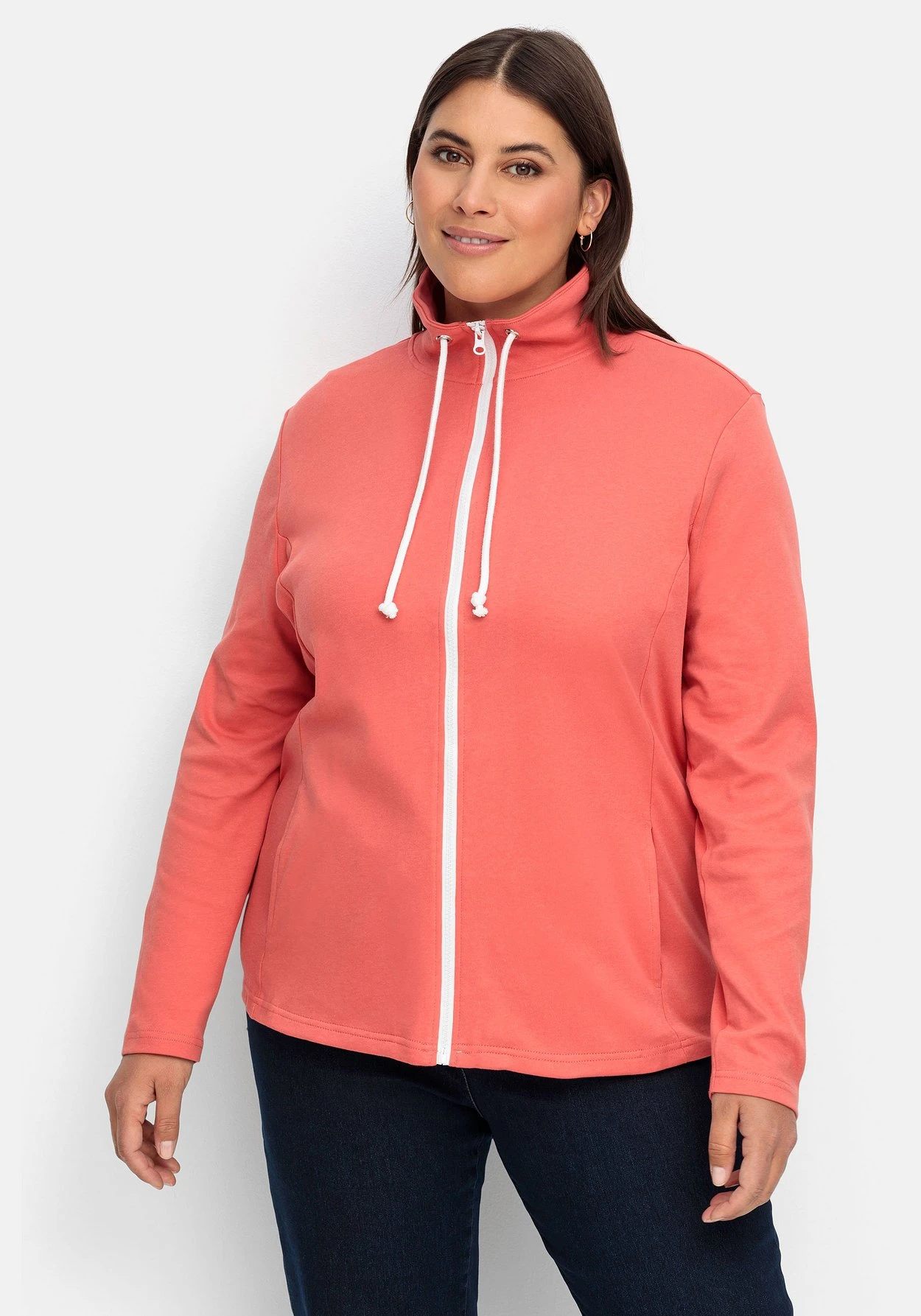 Sheego Sweatjacke Mit Stehkragen Und Kontrastdetails 1 Sheego Sweatjacke Mit Stehkragen Und Kontrastdetails